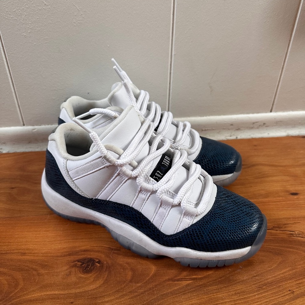 Air Jordan 11 Retro Low ‘Navy Snakeskin’ 2019
